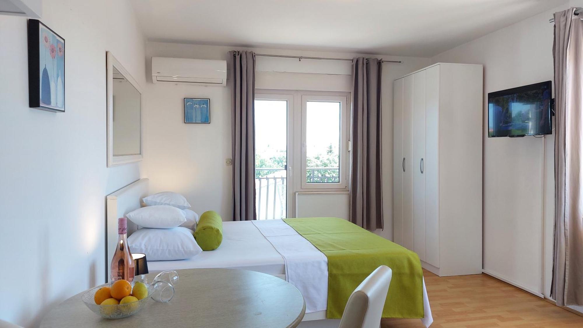 Sea Side Apartments Vodice Extérieur photo